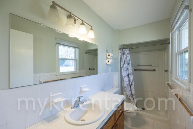 Building Photo - 2306 N 82nd Terrace