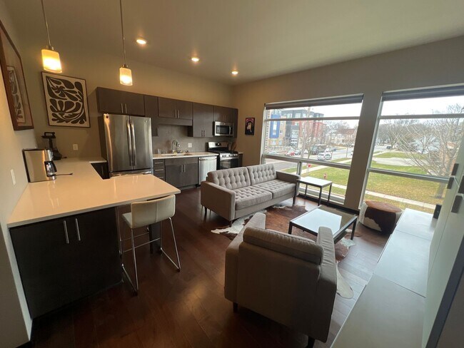 Foto del edificio - 801 E Mifflin St