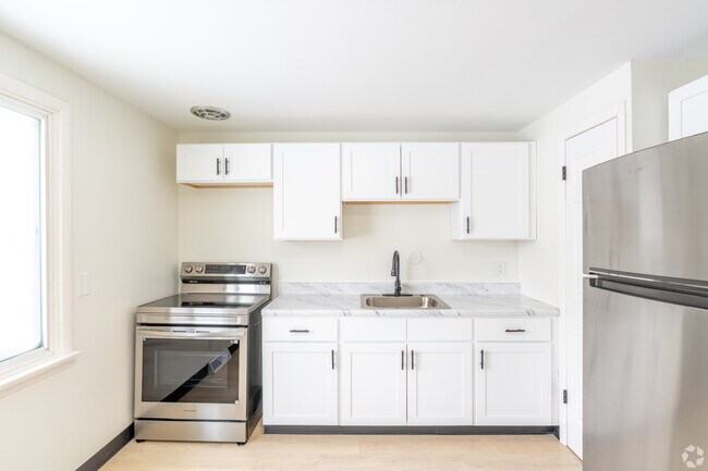 Foto del edificio - U-Crest Apartments