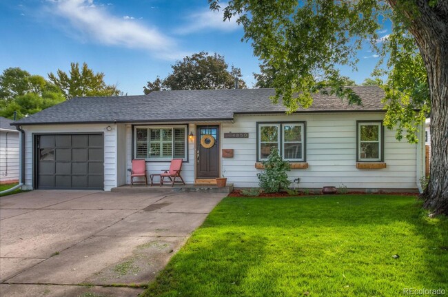 Building Photo - Fantastic Englewood Ranch- Available in May