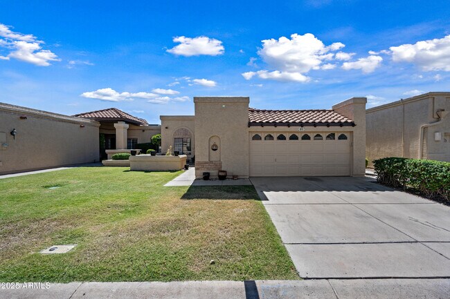 Building Photo - 5505 E McLellan Rd