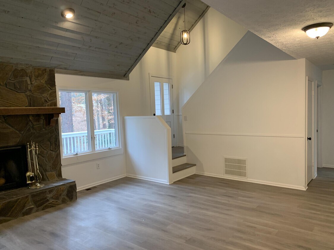 Foto principal - 185 Oak St