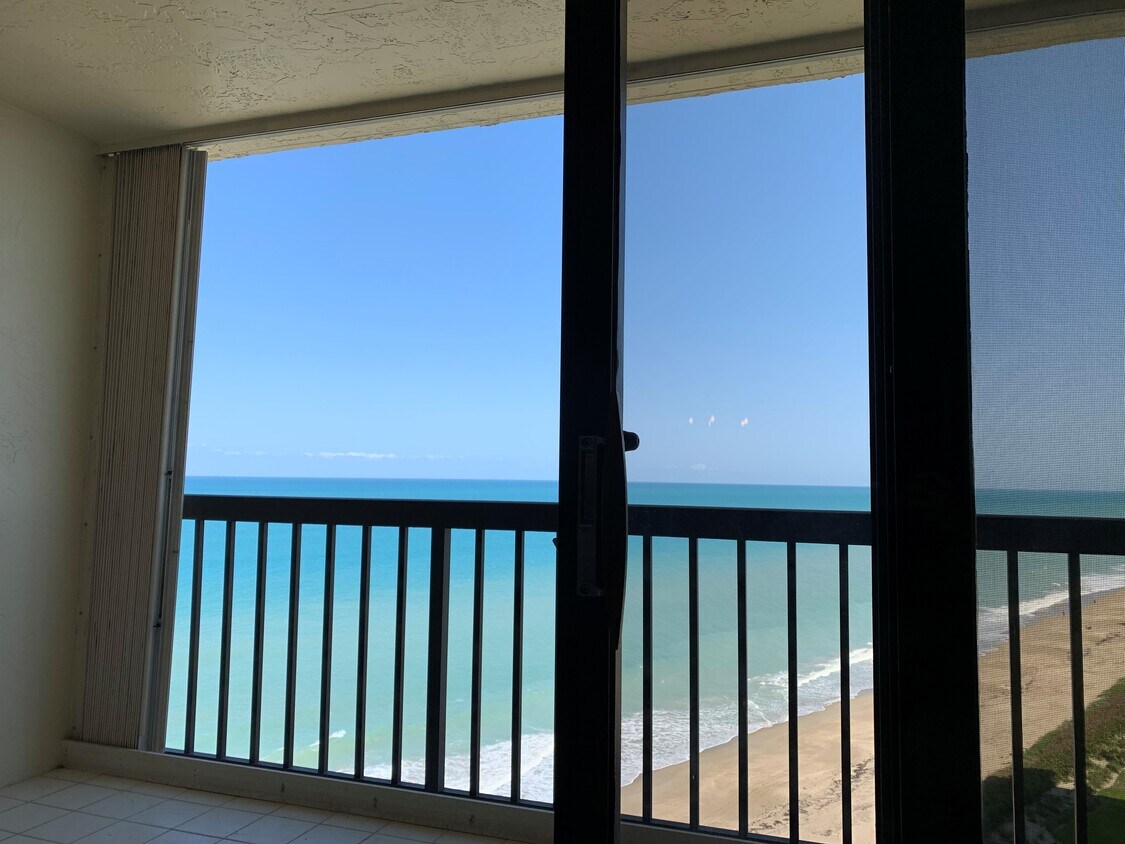 Foto del edificio - 9500 S Ocean Dr