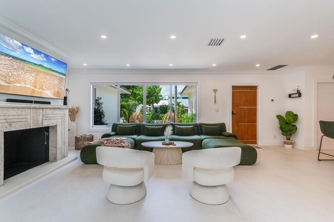 Foto del edificio - 616 NE 16th Terrace