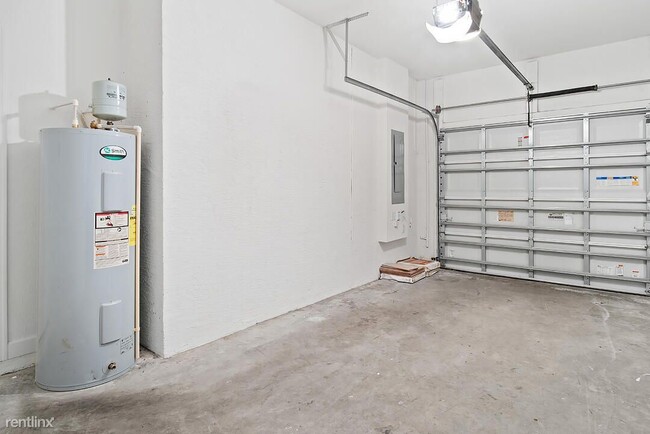 Foto del edificio - 3 br, 2.5 bath Townhome - Charleston Commons