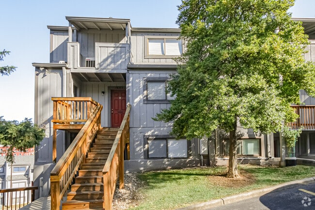 Welcome Home! - Eagles Eyrie Apartments