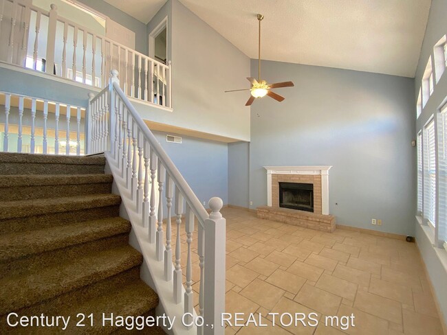 Building Photo - 4 br, 2 bath House - 504 Journey Court