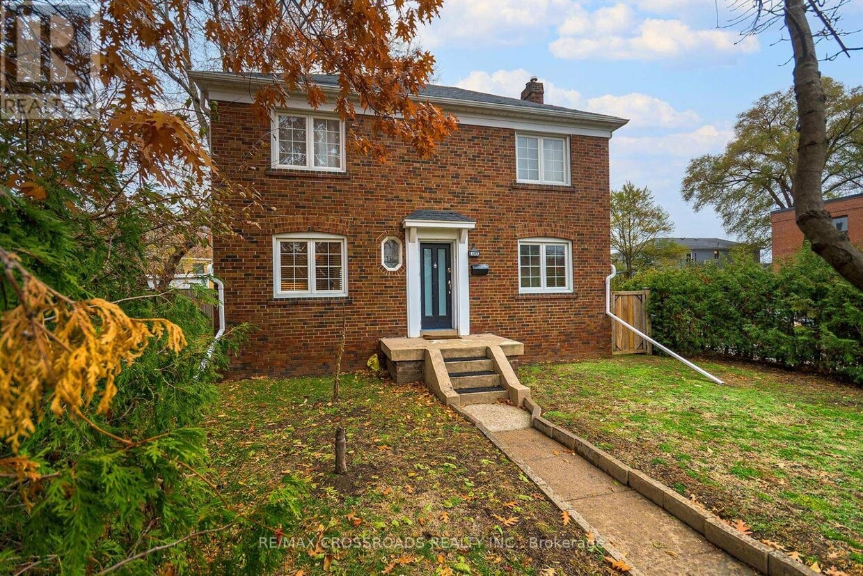 Photo principale - 1173 Broadview Ave