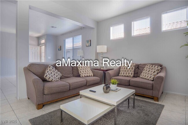 Foto del edificio - 2401 Predera Ave