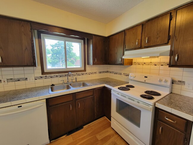 Foto del edificio - 510 Barnett Dr