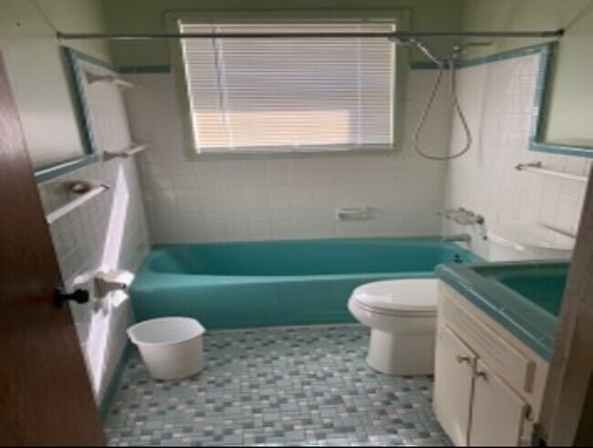 Foto del edificio - 1703 Ridge St