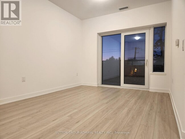 Building Photo - 7439 Kingston Rd