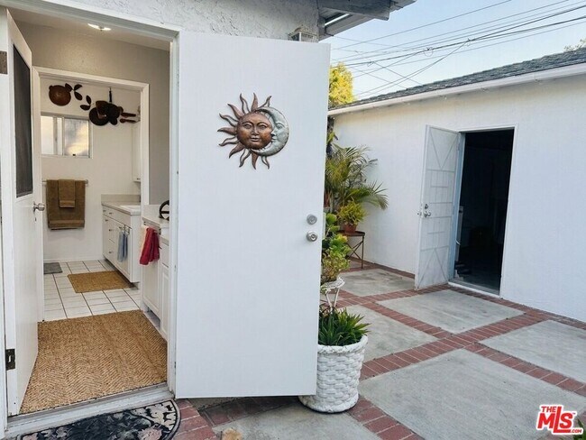 Foto del edificio - 2926 Glenn Ave