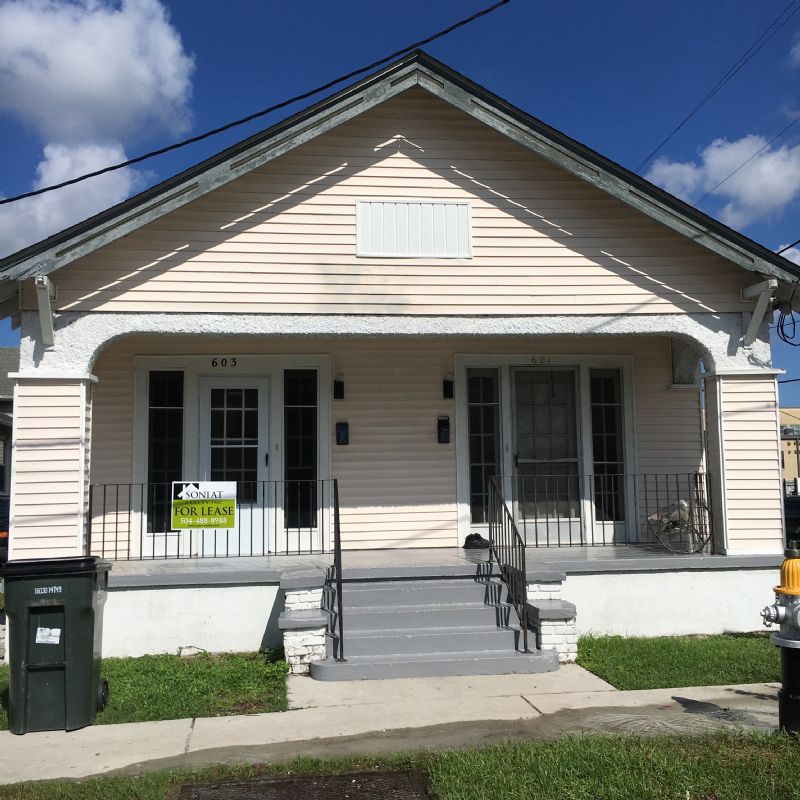 Primary Photo - 603 S Hennessey St