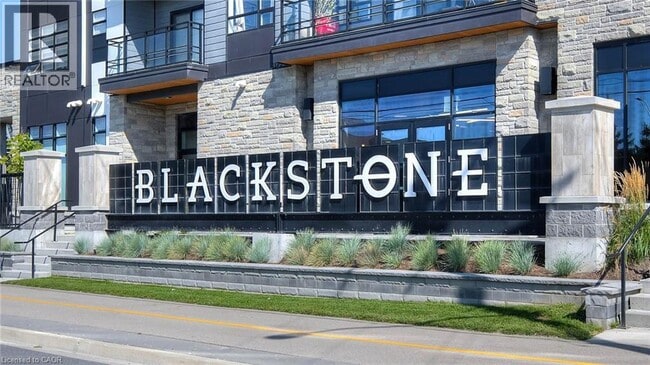 Building Photo - 251 Northfield Dr E