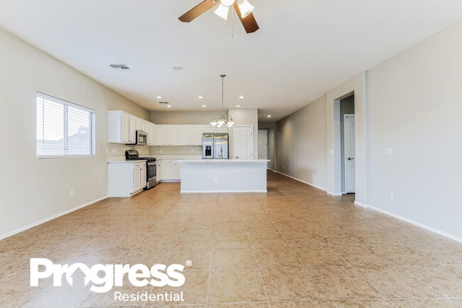 Building Photo - 38215 W Santa Clara Ave