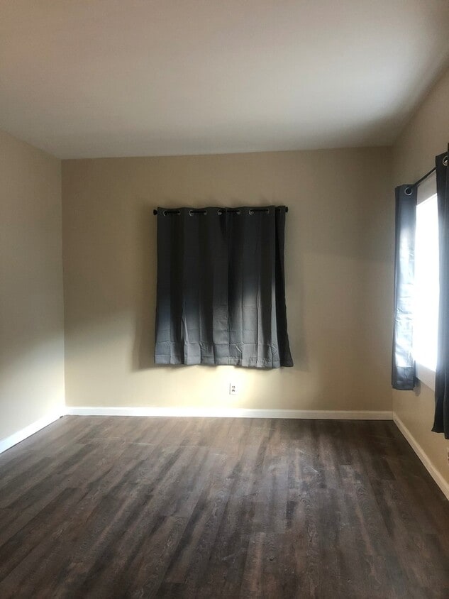 Building Photo - 2 bedroom 1 bath house located in Kellogg, Idaho