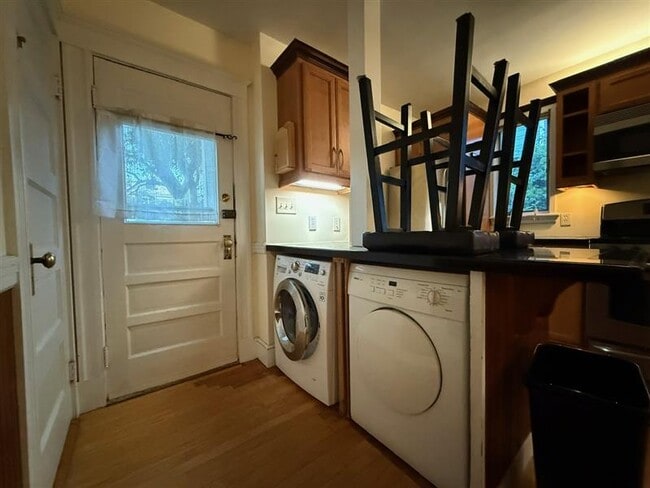 Foto del edificio - 67 Fairfax St