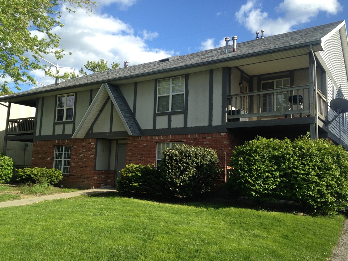 Primary Photo - 5653 Ryewyck Dr