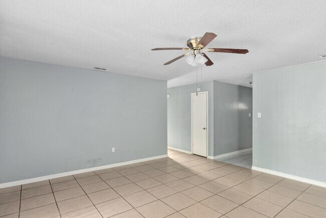 Foto del edificio - "Charming 3-Bedroom Home with 2 Full Baths in Copperas Cove - Perfect Blend of Comfort and Space!"