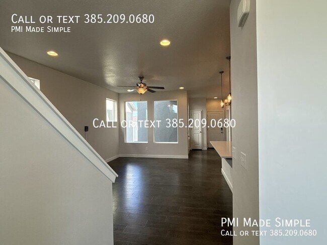 Building Photo - Modern, beautiful home near Thanksgiving P...