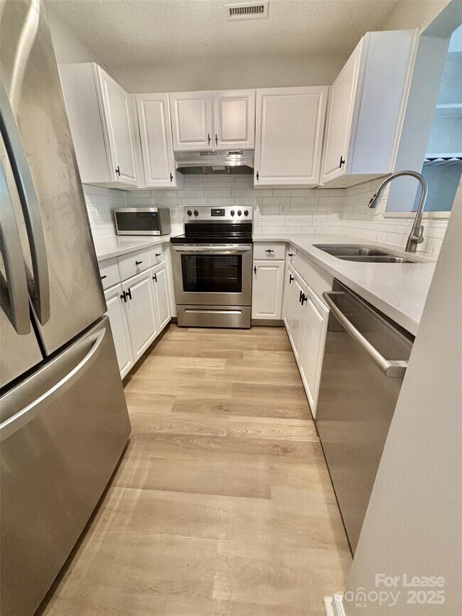 Foto del edificio - 17557 Tuscany Ln