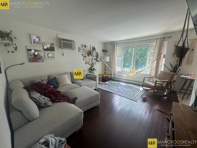 Foto del edificio - 138 Marginal St