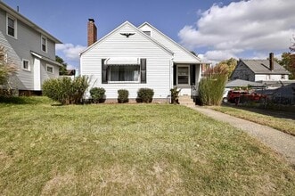 Building Photo - 2421 Nicholas Pl NW