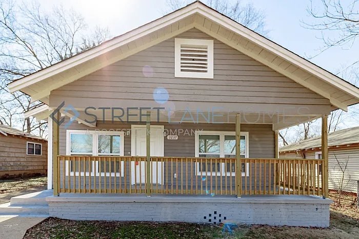 Foto principal - 3237 Beech Ave SW