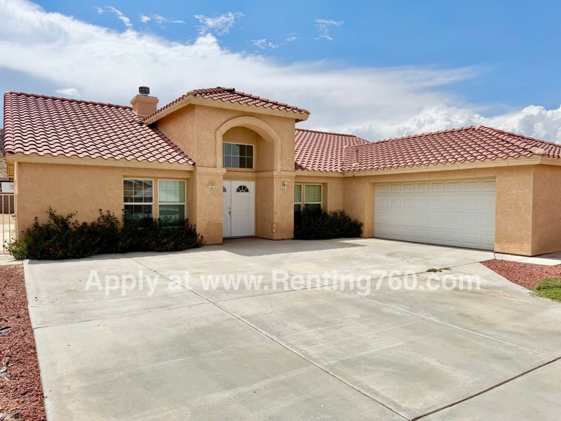 Foto principal - Beautiful Home in Copper Hills!