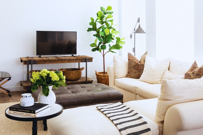 Gentile Interior-3 - Sandridge Village Townhomes