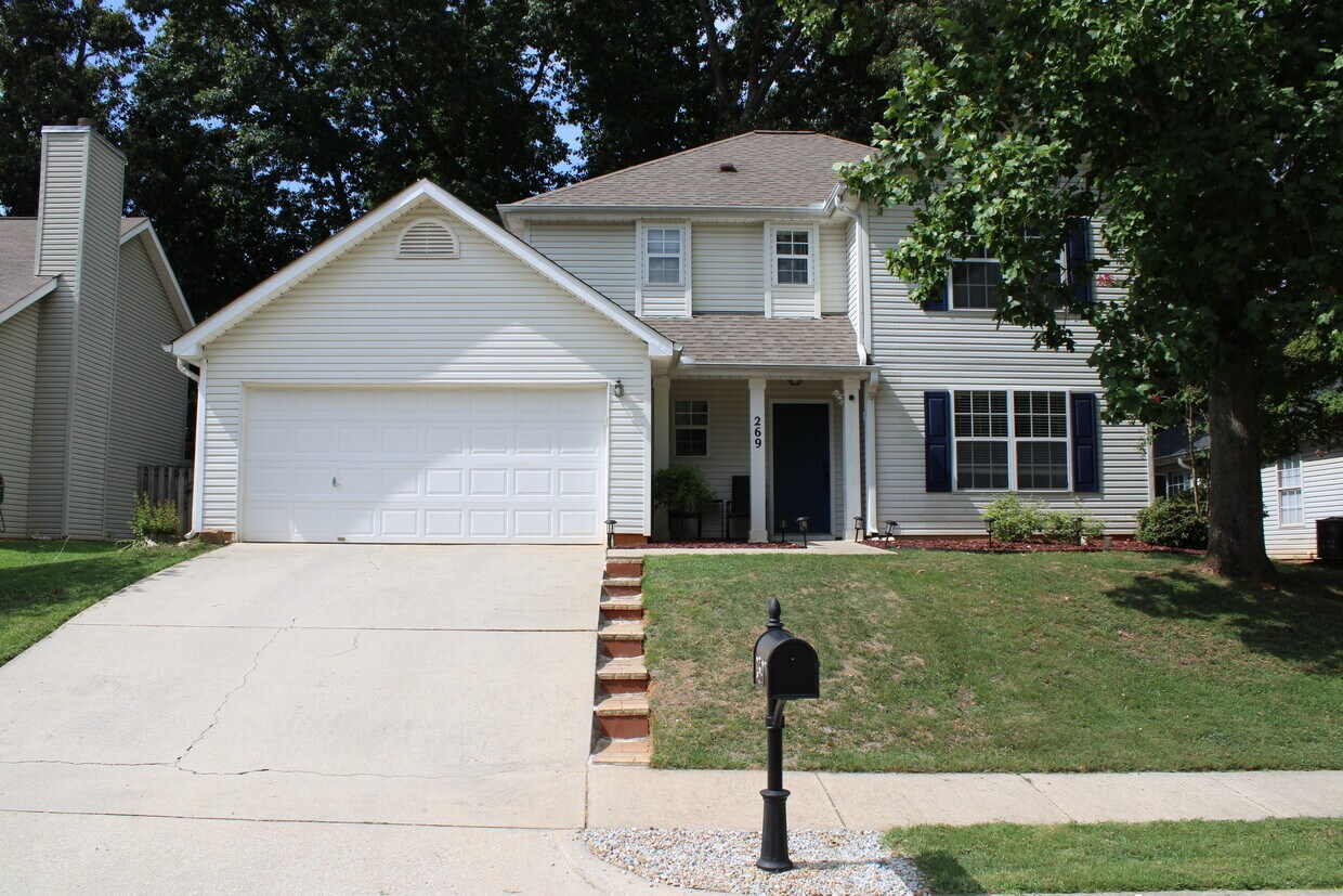 Foto principal - 269 Postwood Ct
