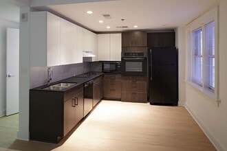 Interior Photo - Ambassador