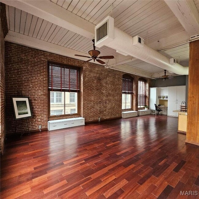 Building Photo - 507 N 13th St