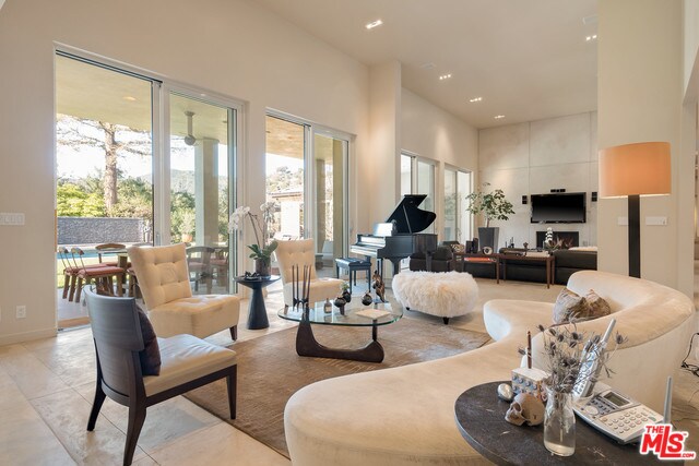 1007 Maybrook Dr Beverly Hills Ca 90210 House For Rent In Primary Photo 1007 Maybrook Dr