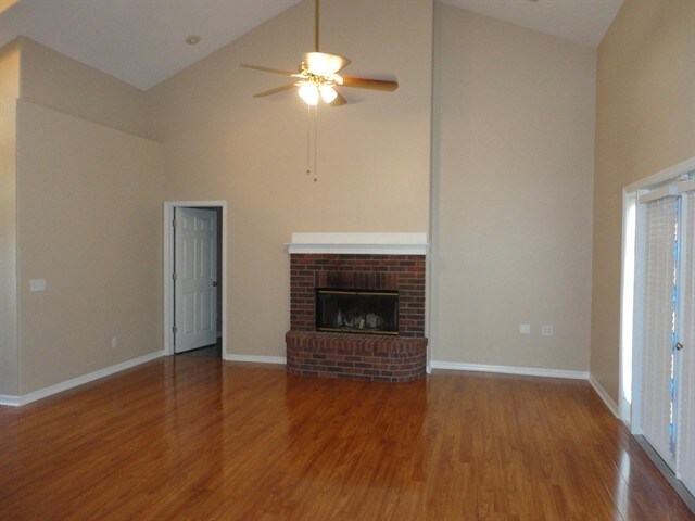 Building Photo - 10420 Kankakee Ln