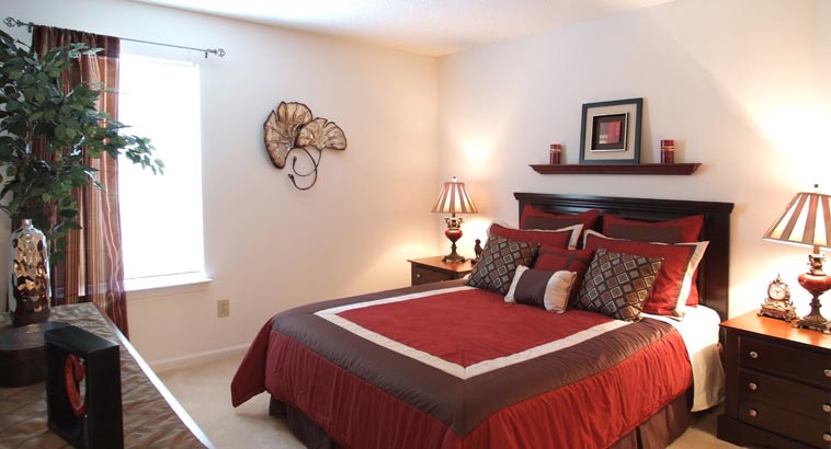 Primary Photo - 738 Brookside Dr