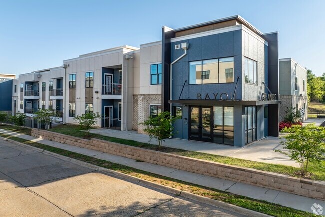 Building Photo - Bayou Grande