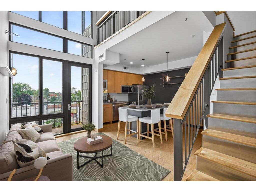 Primary Photo - 10 E 26th St