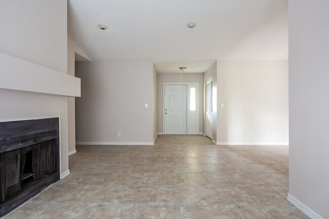 Building Photo - 157 Sevilla Ave