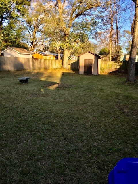 Foto principal - 5634 Flanders Ave