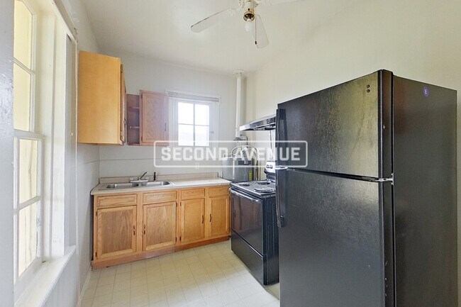 Foto del edificio - 3401 Hickory Ave SW