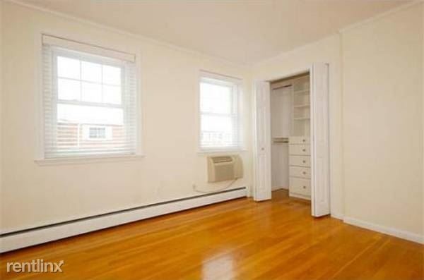 Foto del edificio - 101 Emerson Gardens Rd