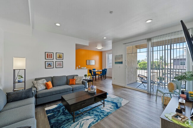 Building Photo - Avalon