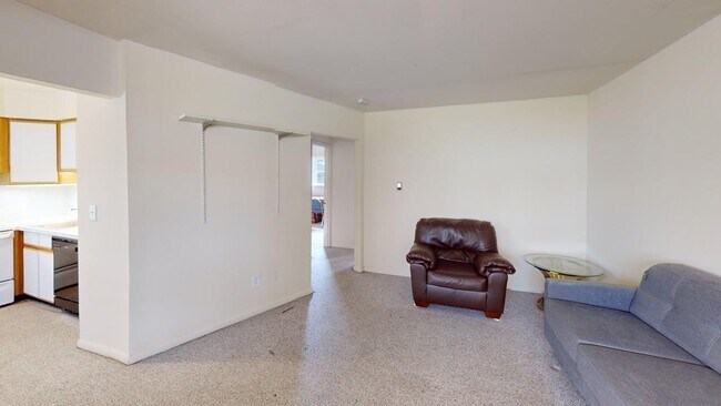 Foto del edificio - 839 Tappan St