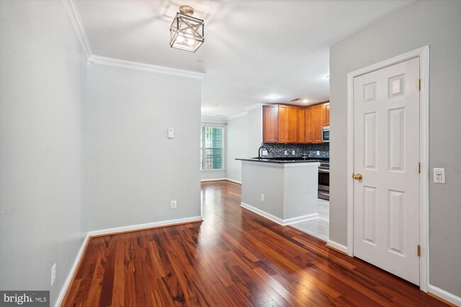Building Photo - 45478 Whistling Terrace