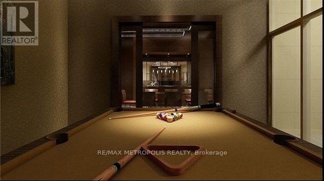 Building Photo - 255 Village Green Square