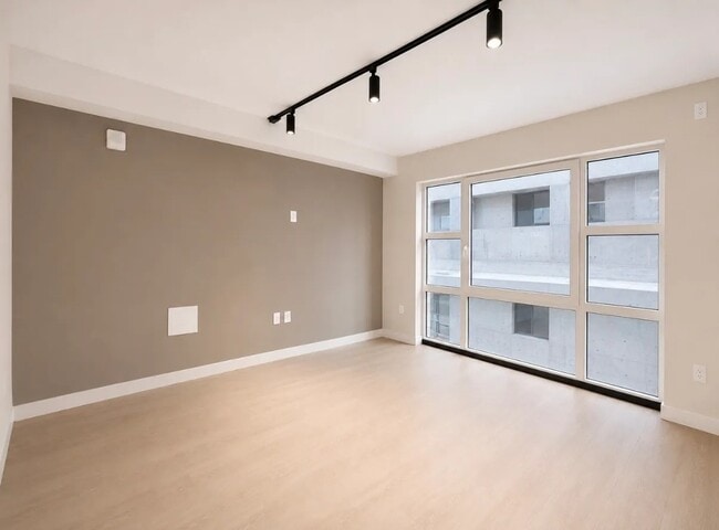 Building Photo - The Ranstead