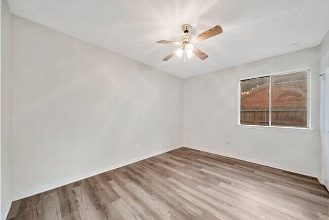 Building Photo - 18015 Poppy Trails St