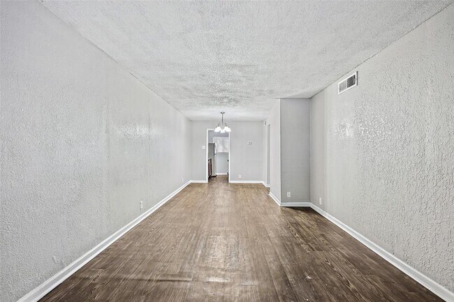 Foto del edificio - 5414 Reiger Ave